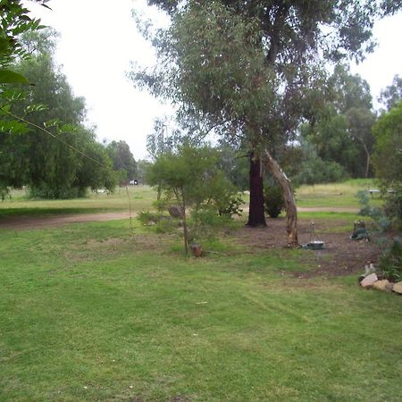 Springhurst Butter Factory מראה חיצוני תמונה